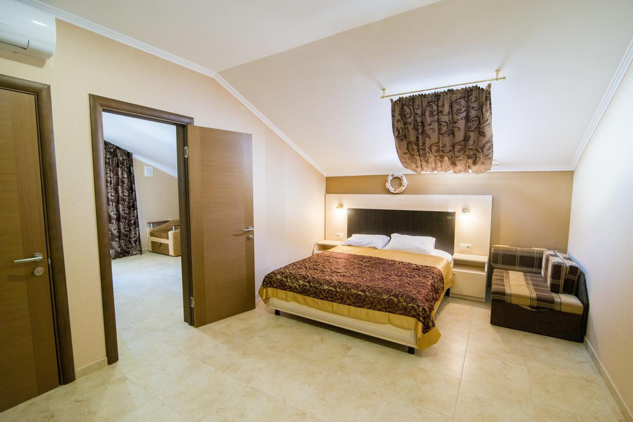 Kovcheg Hotel Zatoka Extérieur photo